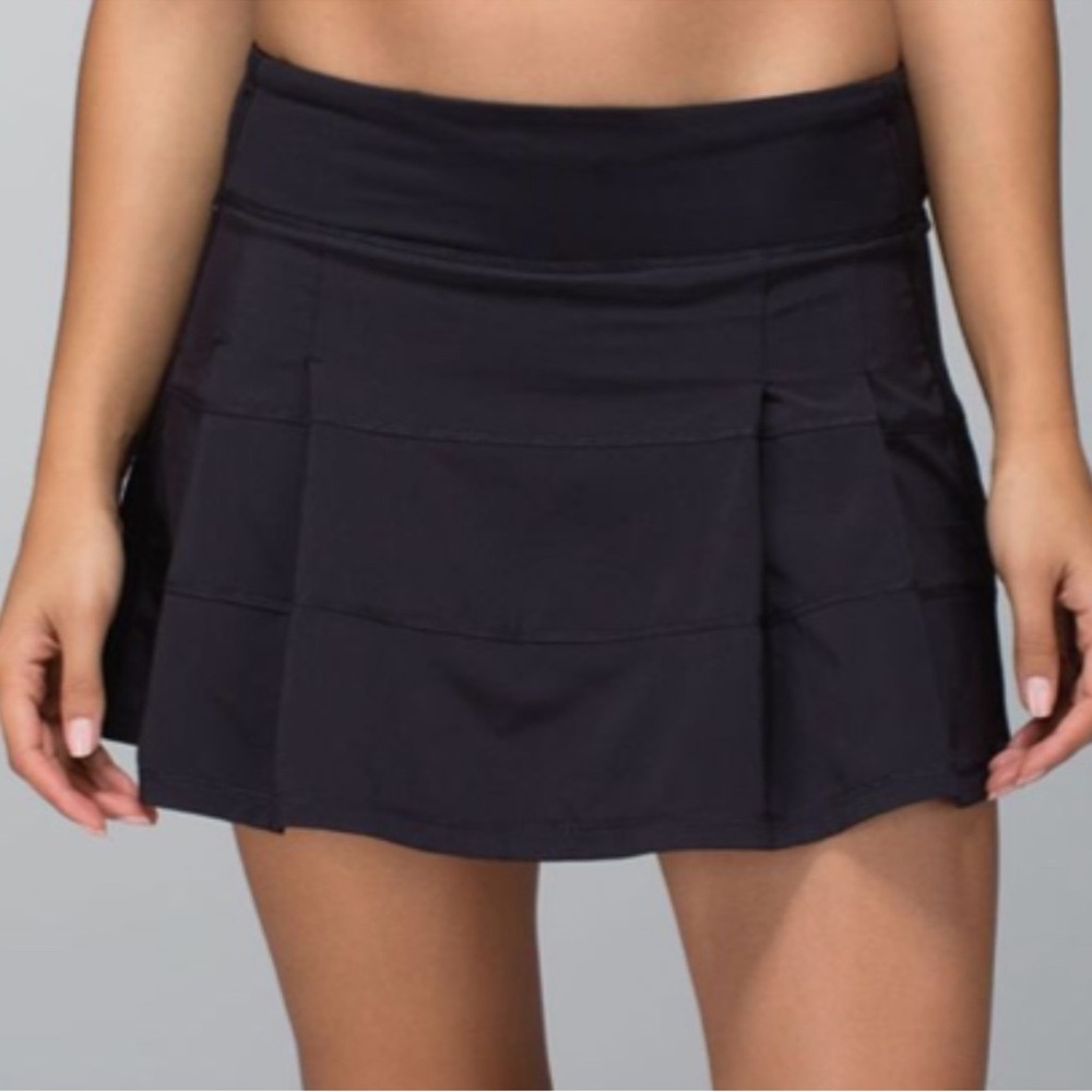 Pristine Lululemon Black Pace Rival Skirt *4-way Stretch 2 Size:8 - Picture 2 of 14